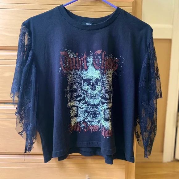 ⚰️⚰️”Death Before Dishonor” lace sleeves tee XL - Picture 2 of 16